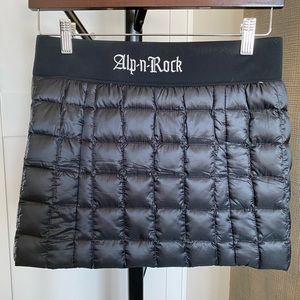 Alp-n-Rock black down ski skirt